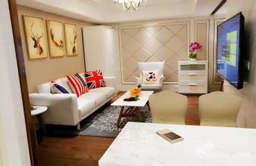renovated flat in jingan line2/12/13